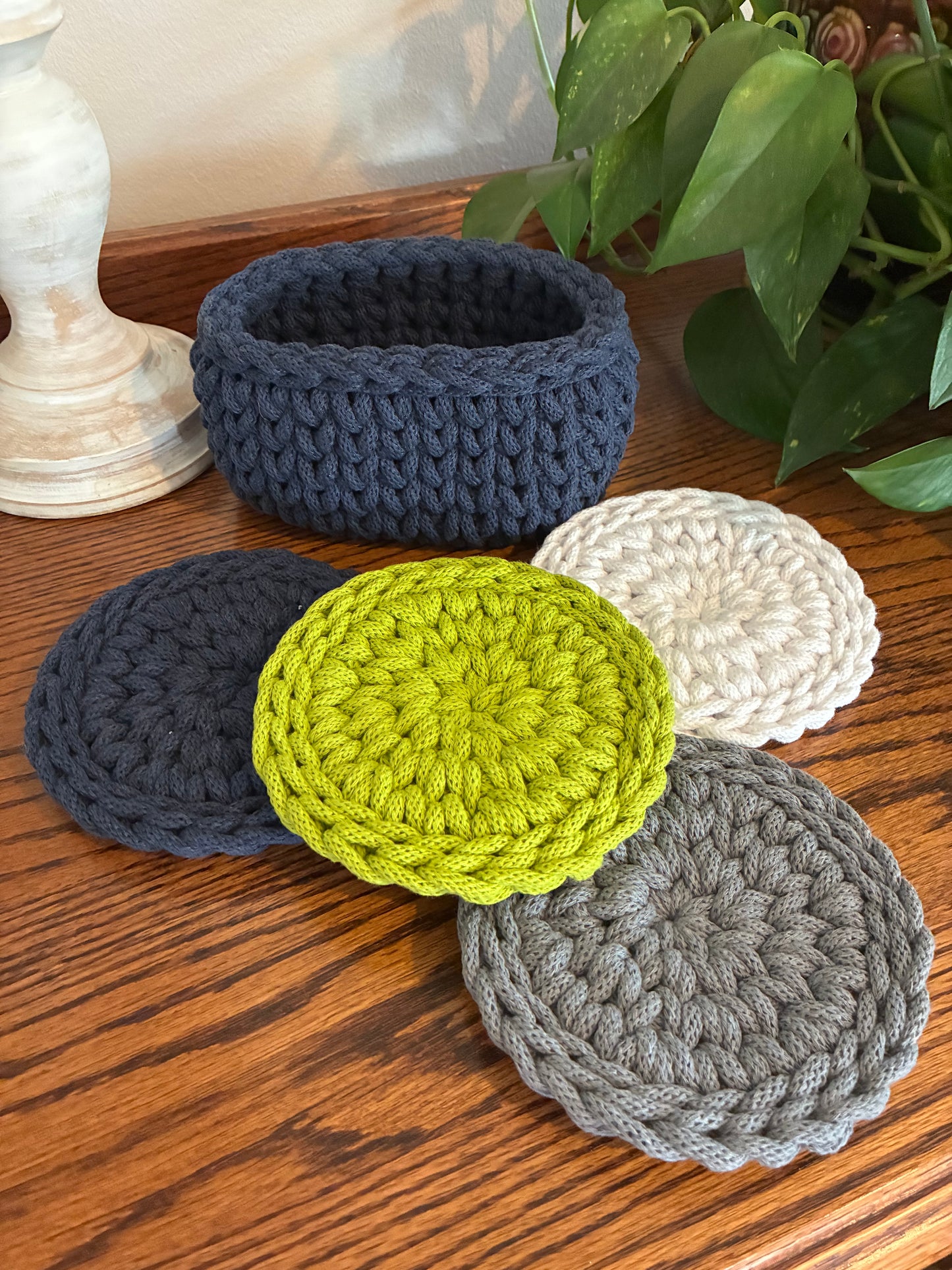 Hawk coaster set