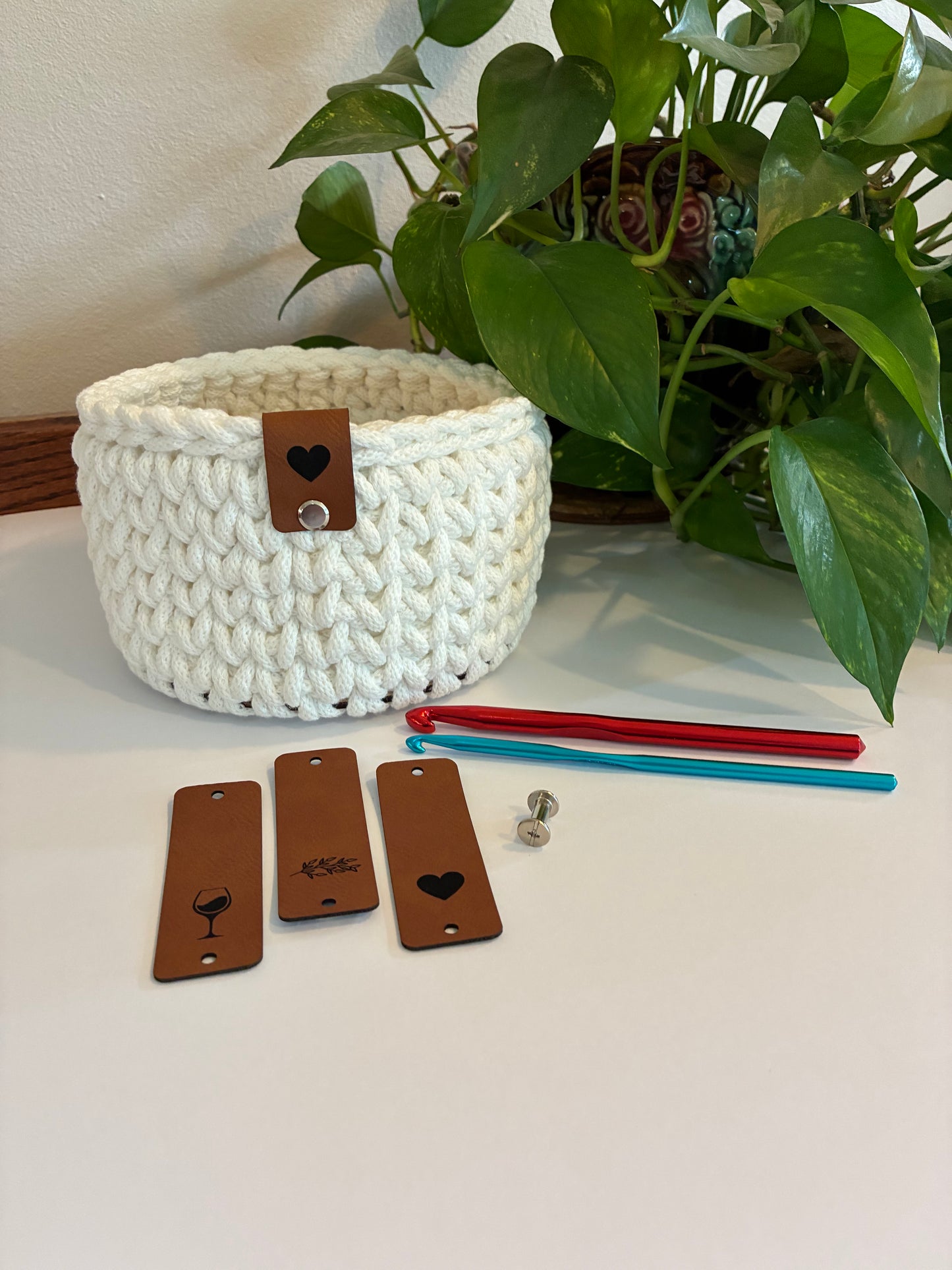 Crochet basket accessory kit