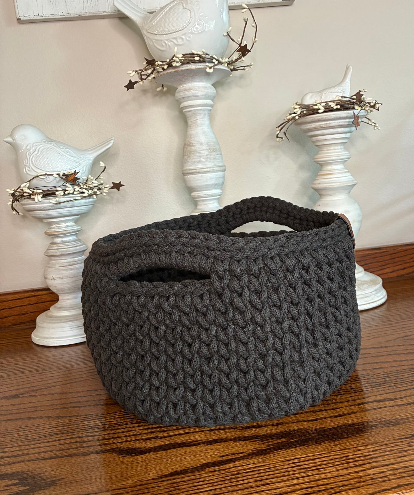 10" handled basket